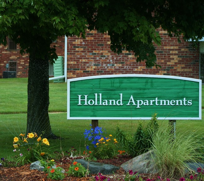 Holland Apartments