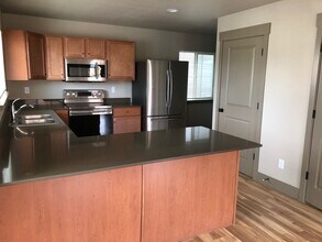 150 E 15th Ave in Eugene, OR - Foto de edificio - Building Photo