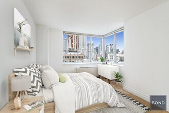 776 Sixth Avenue in New York, NY - Building Photo - Building Photo