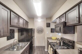 Promontory Point Apartments in Austin, TX - Building Photo - Building Photo