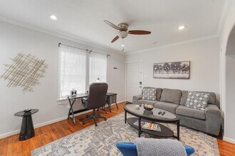 403 W Polk St in Houston, TX - Building Photo - Building Photo