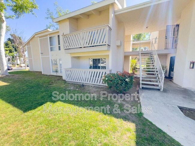 property at 529 Sandalwood Pl