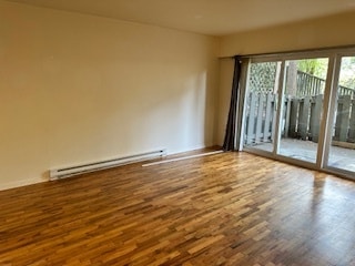 1255 Grant St in Victoria, BC - Building Photo