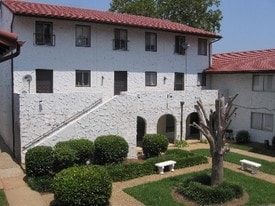 Cordoba Apartments