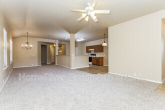 15711 Grey Fox in San Antonio, TX - Building Photo - Building Photo