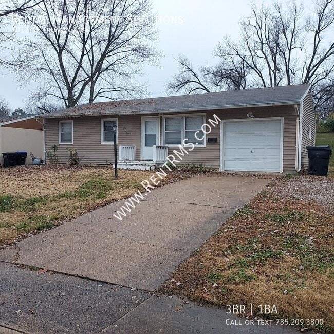 property at 4012 SE Truman Ave