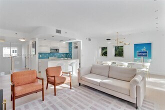 828 3rd St in Miami Beach, FL - Building Photo - Building Photo