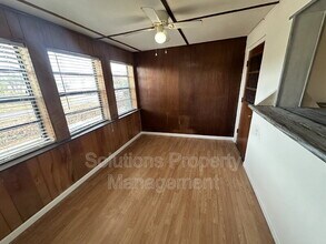 1630 S Atlantic Ave in Cocoa Beach, FL - Foto de edificio - Building Photo