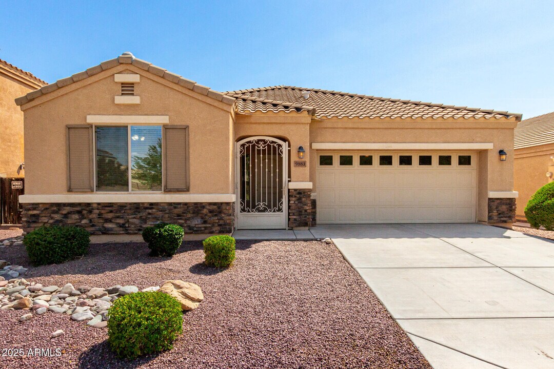 9883 W Harmony Ln in Peoria, AZ - Building Photo