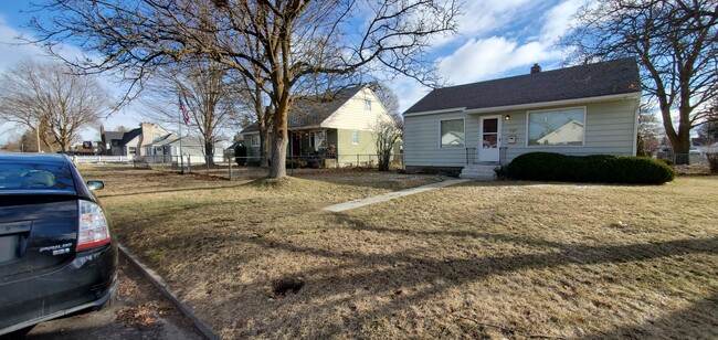 5104 N Jefferson St in Spokane, WA - Building Photo - Building Photo