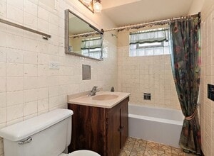 275 Tahoe Dr in Chicago Heights, IL - Building Photo - Building Photo