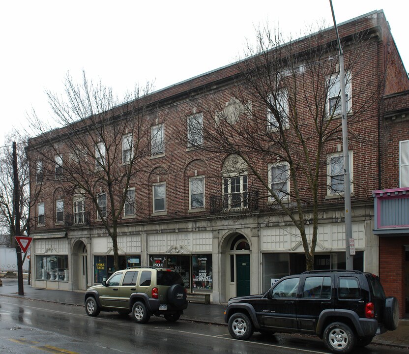 183-199 Main St in Hudson Falls, NY - Building Photo