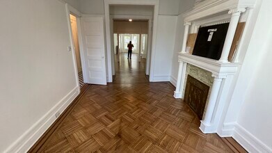 39 Hawthorne St, Unit Apr in Brooklyn, NY - Building Photo - Building Photo