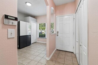 3566 High Hampton Cir in Tampa, FL - Building Photo - Building Photo