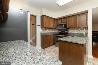 15107 General Stevens Ct in Chantilly, VA - Building Photo - Building Photo