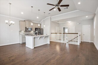 2105 Paul Quinn St in Houston, TX - Building Photo - Building Photo