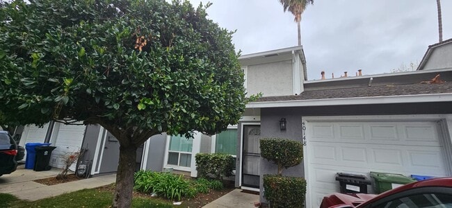 property at 40148 Santa Teresa Common