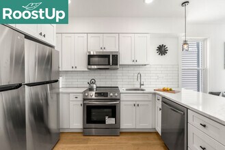 Furnished Private Bedroom with Private Bat in Boston, MA - Building Photo - Building Photo
