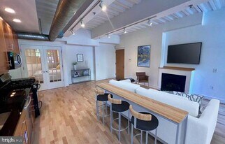 1320 13th St NW in Washington, DC - Building Photo