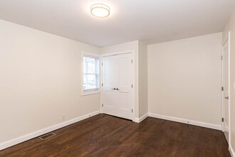 4 Chestnut Pl, Unit 2 in Boston, MA - Building Photo - Building Photo