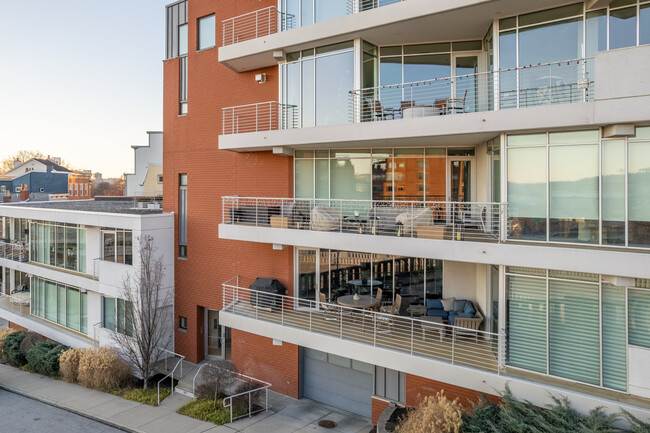 The Palisades of Mt. Adams in Cincinnati, OH - Foto de edificio - Building Photo