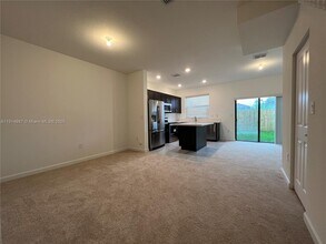 18110 SW 148th Rd in Quail Heights, FL - Building Photo - Building Photo