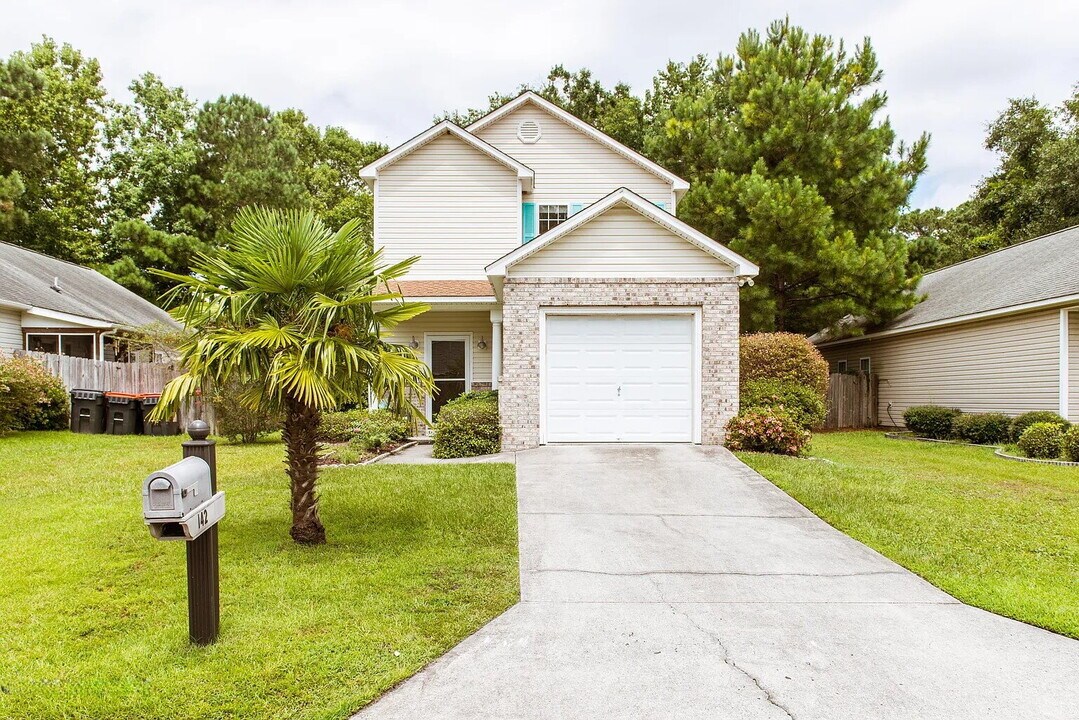 142 Raye Dr in Wilmington, NC - Building Photo