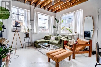 922 King St W in Toronto, ON - Building Photo - Building Photo