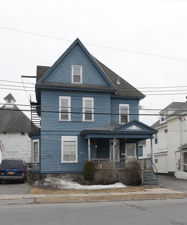 6 2nd Ave in Gloversville, NY - Building Photo - Building Photo