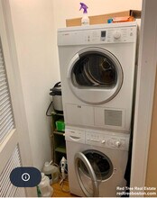 16 Miner St, Unit 303 in Boston, MA - Foto de edificio - Building Photo