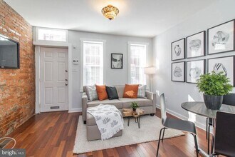 1725 Webster St in Philadelphia, PA - Building Photo - Building Photo