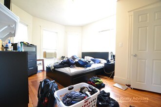 548 Washington St, Unit 1 in Boston, MA - Building Photo - Building Photo