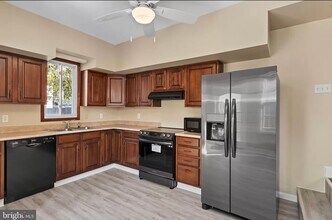 502 N Bedford St in Carlisle, PA - Building Photo - Building Photo