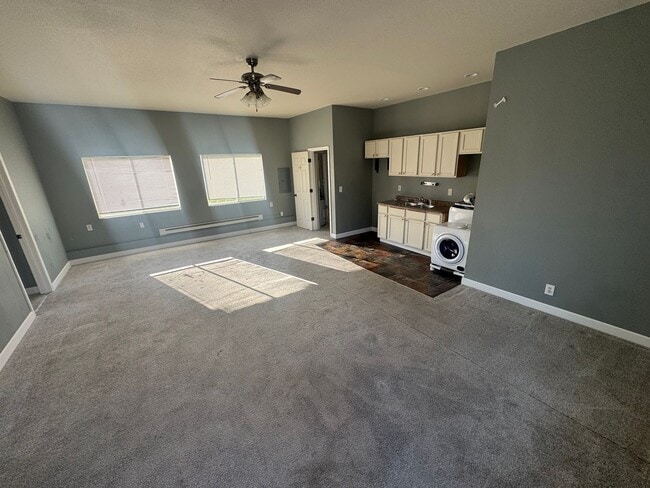 property at 825 Grant Pl