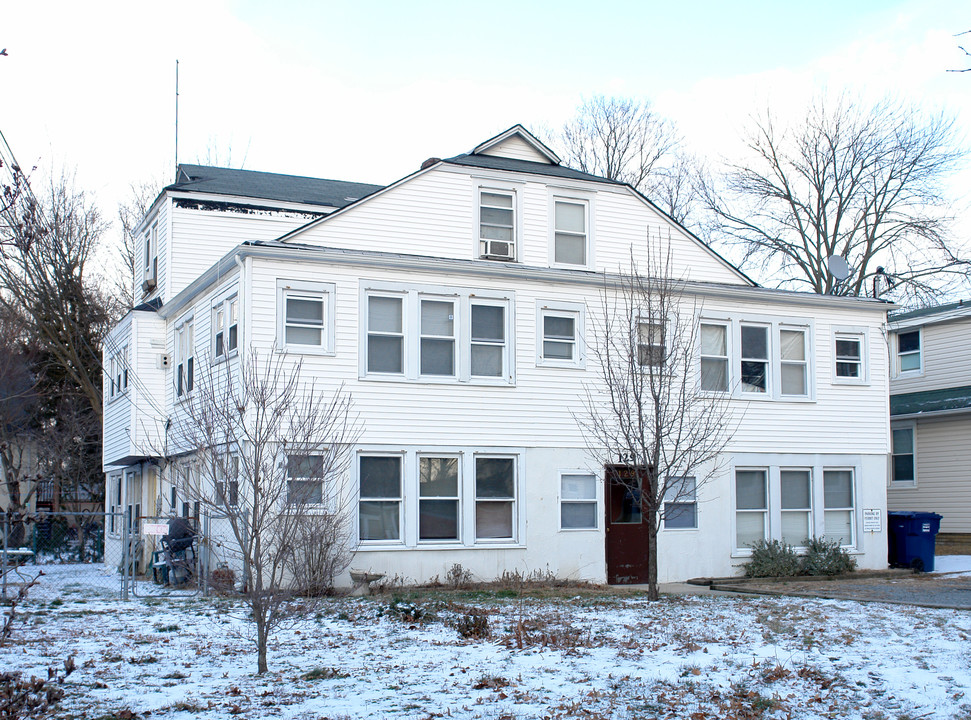 129 Franklin St in Hightstown, NJ - Building Photo