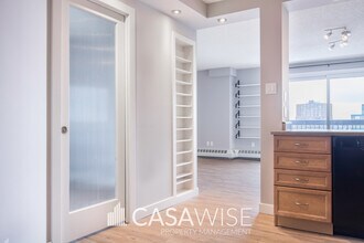 9715-1110 110 St NW in Edmonton, AB - Building Photo - Building Photo
