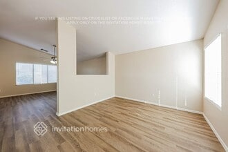 1312 S Boulder Ct in Gilbert, AZ - Foto de edificio - Building Photo