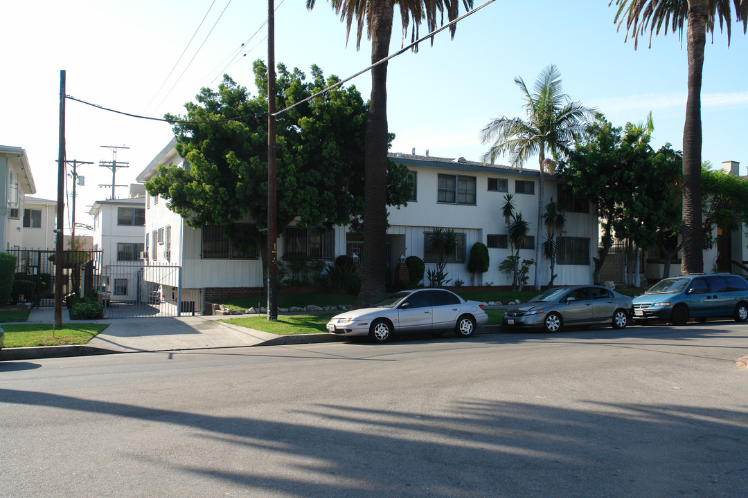 140 S Occidental Blvd in Los Angeles, CA - Building Photo