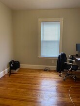 267 E Cottage St, Unit 2 in Boston, MA - Building Photo - Building Photo