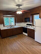 242 Nahatan St in Norwood, MA - Building Photo - Building Photo