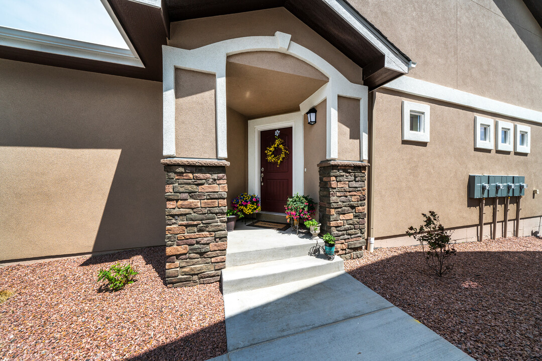 700 Brambleberry Hts in Colorado Springs, CO - Foto de edificio