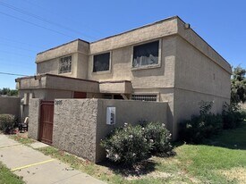3935 W Palomino Rd in Phoenix, AZ - Building Photo