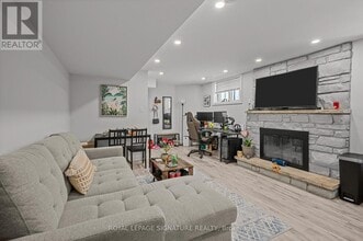 599 Glencairn Ave in Toronto, ON - Building Photo - Building Photo