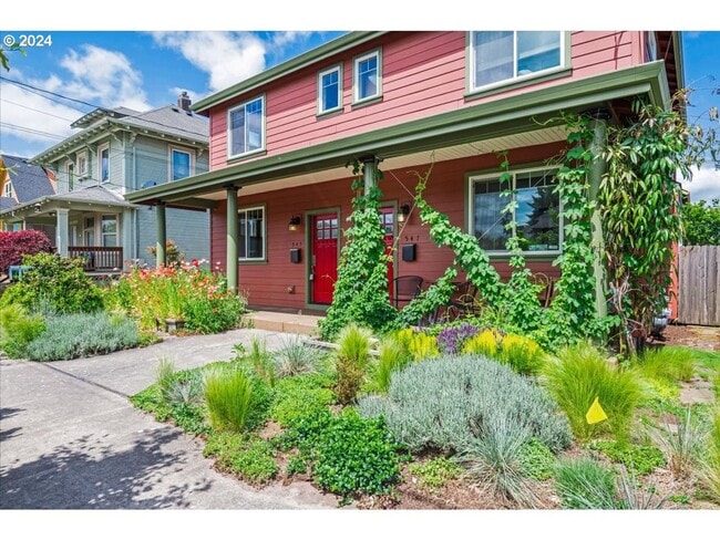 545 NE Jessup St in Portland, OR - Building Photo - Building Photo