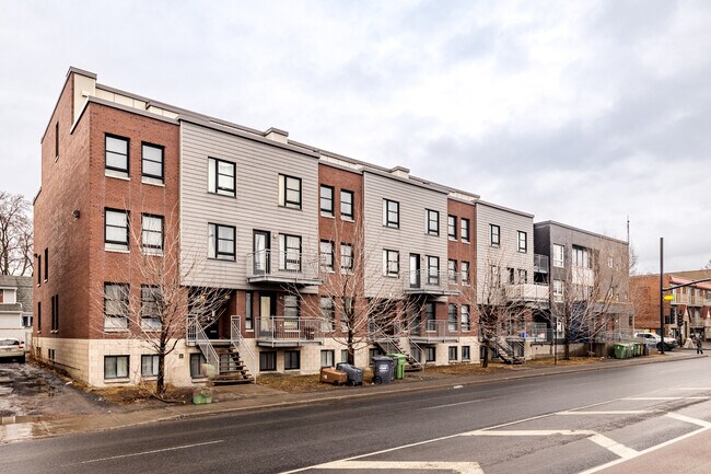 La Fraternité Micheloise in Montréal, QC - Building Photo - Building Photo
