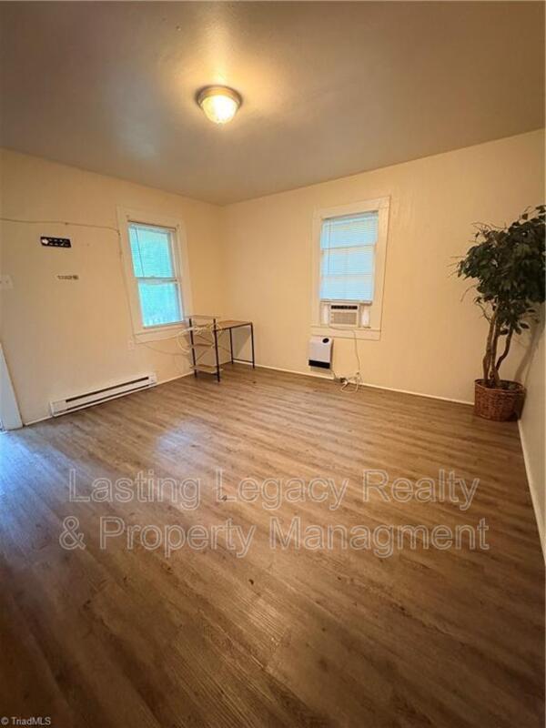 1024 W 13th St in Winston-Salem, NC - Building Photo - Building Photo