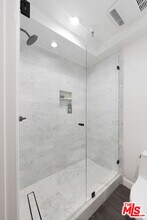 5143 Bakman Ave in Los Angeles, CA - Building Photo - Building Photo