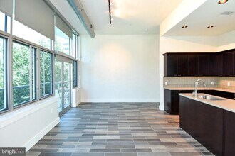 7809 Woodmont Ave in Bethesda, MD - Building Photo - Building Photo