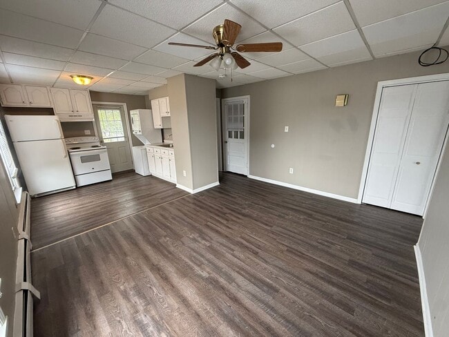 property at 424 S Market St