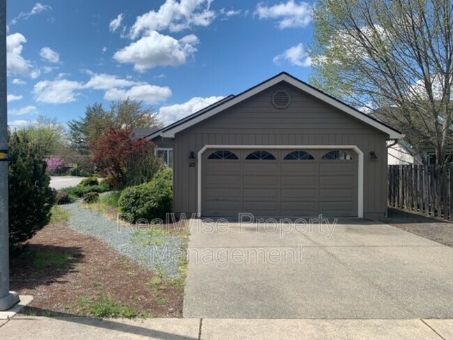 property at 112 SE Independence Dr